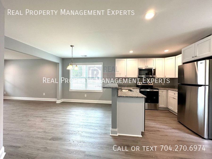 310 Glenn Ave - Photo 2 of 20