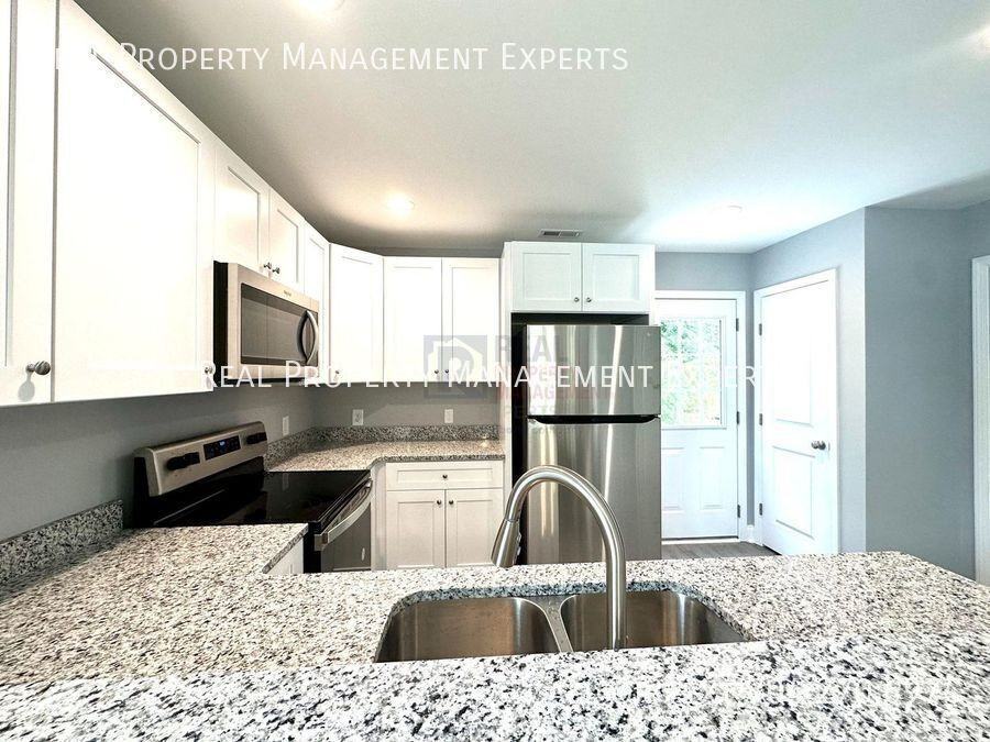 310 Glenn Ave - Photo 4 of 20
