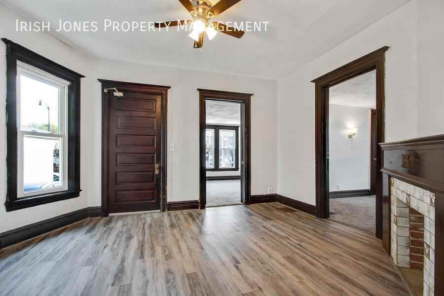 935 Niagara St #1FRONTFL1 - Photo 6 of 16