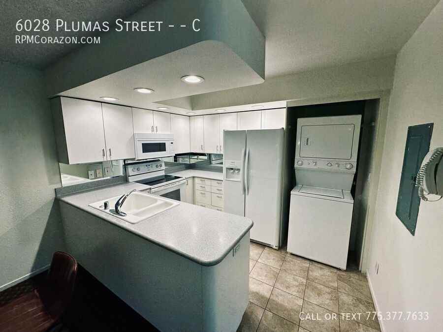 6028 Plumas St #C - Photo 7 of 20