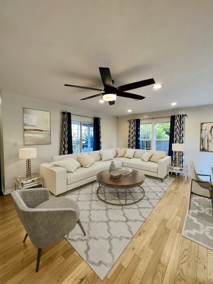 6255 Sylvia Ave #NA - Photo 3 of 19