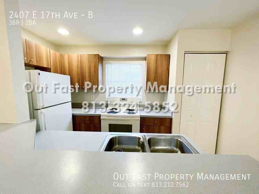 2407 E 17th Ave #B - Photo 7 of 21