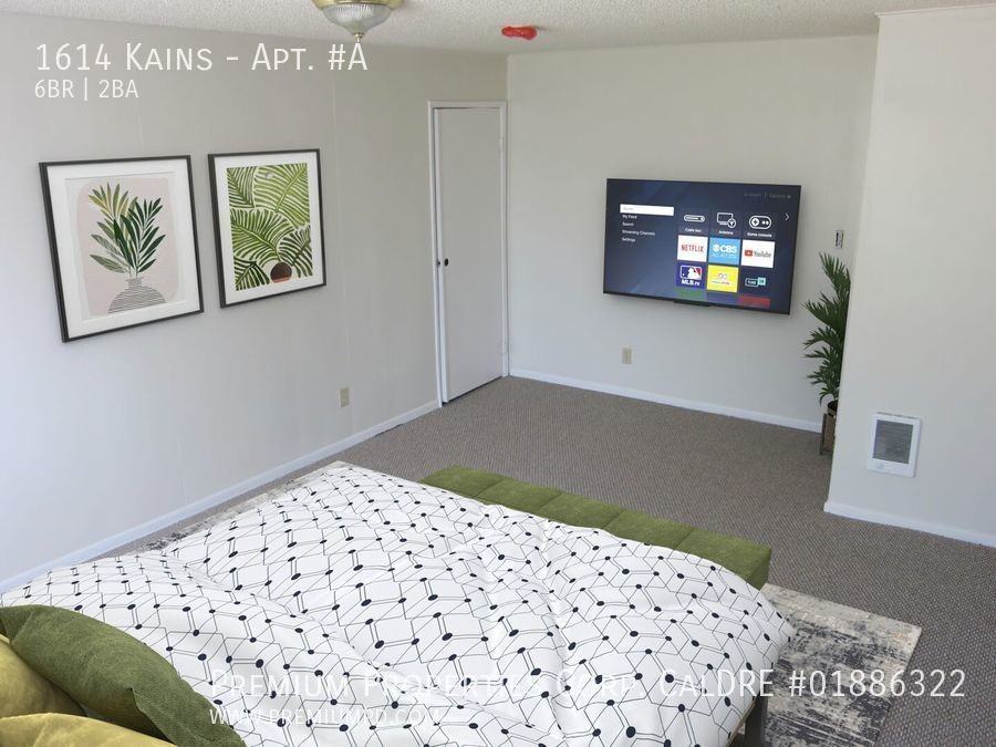 1614 Kains Ave #A - Photo 7 of 12
