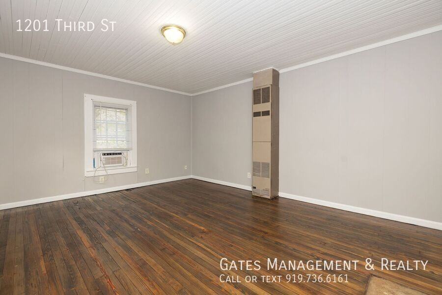 1201 S Third St - Photo 4 of 22