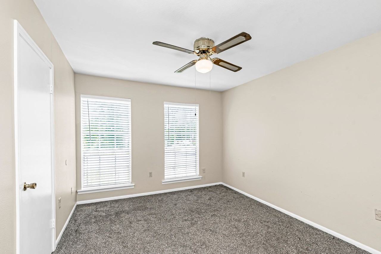 522 S Flannery Rd - Photo 6 of 11