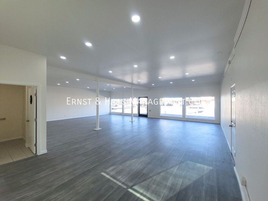 9422 Alondra Blvd - Photo 6 of 7