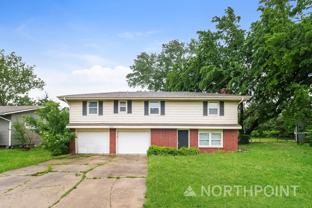 7223 Nw 84th Ter - Photo 1 of 1