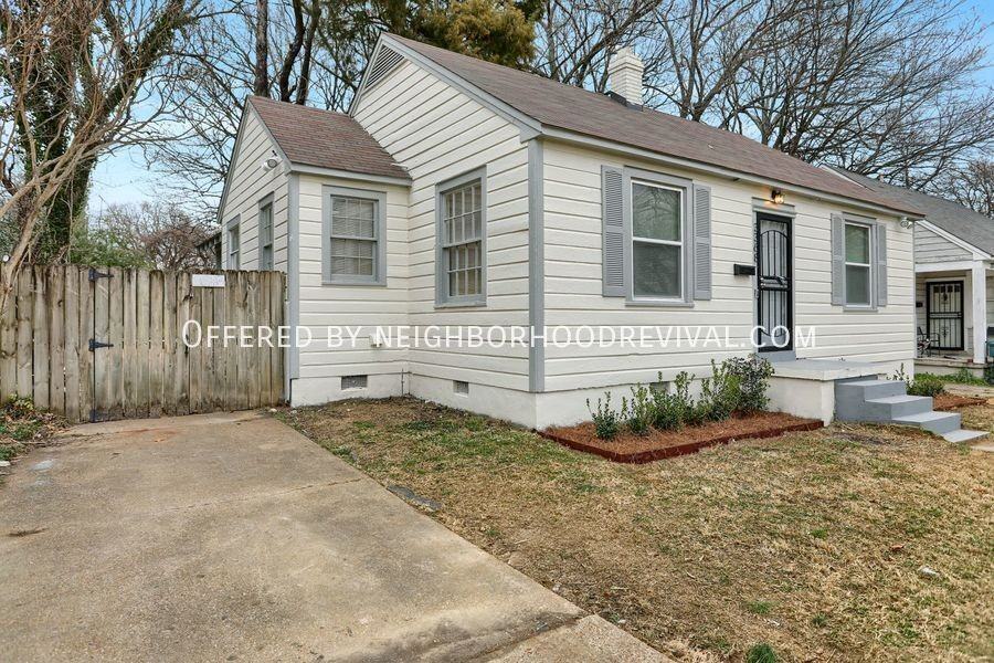 3368 Douglass Ave - Photo 3 of 27