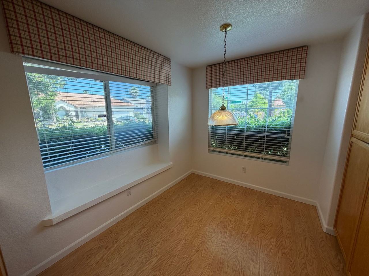 6400 Silver Hawk Way - Photo 7 of 30