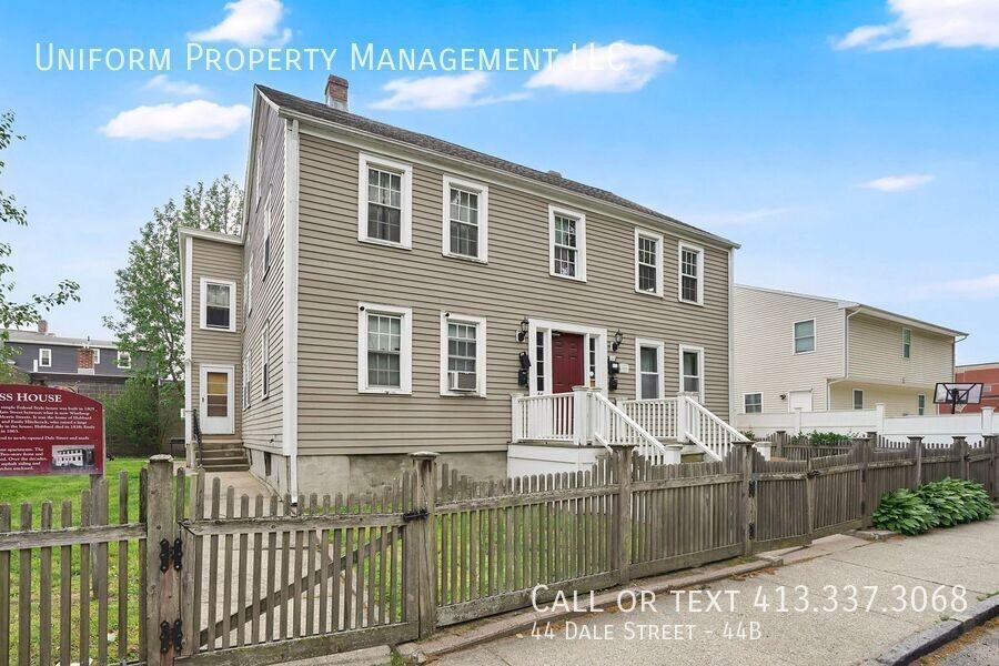 44 Dale St #44B - Photo 3 of 24