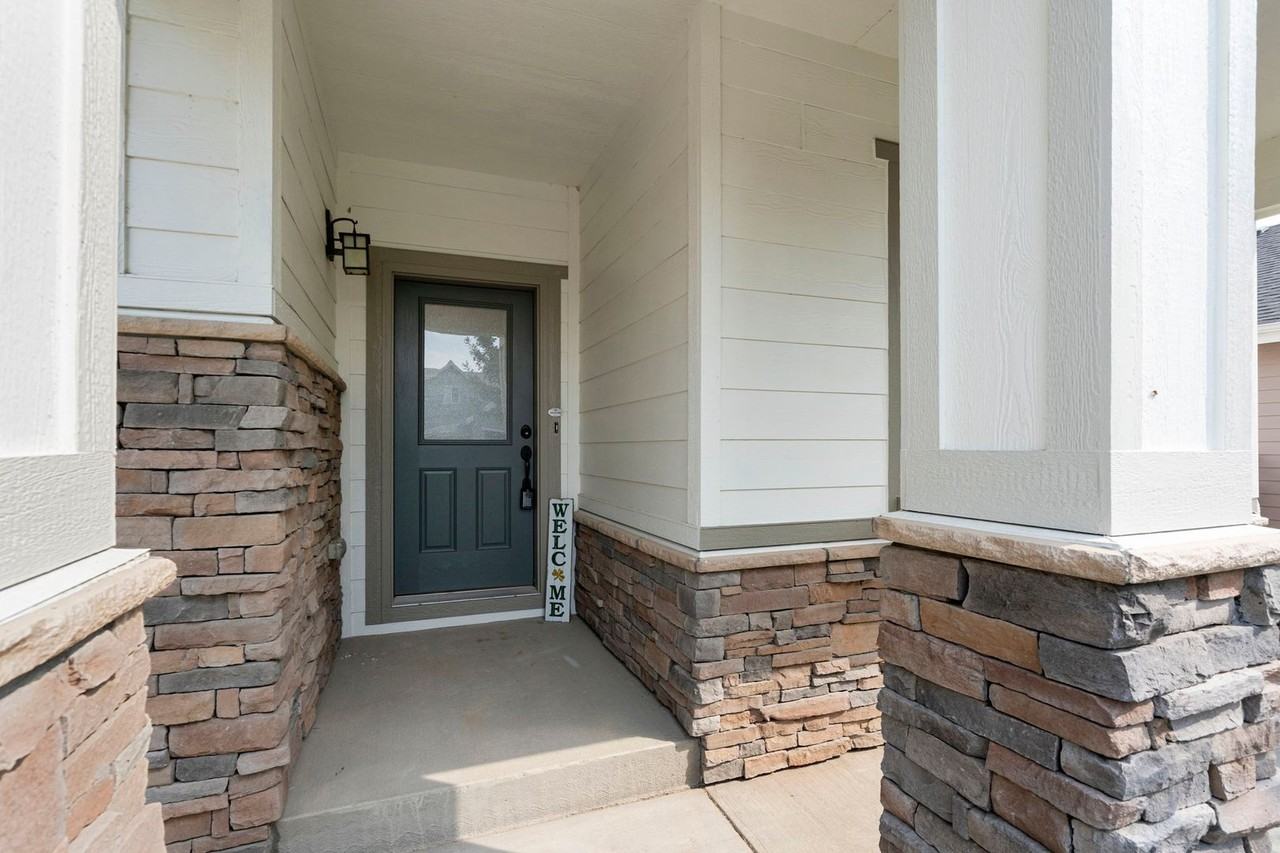 4002 Wild Elm Way - Photo 6 of 43