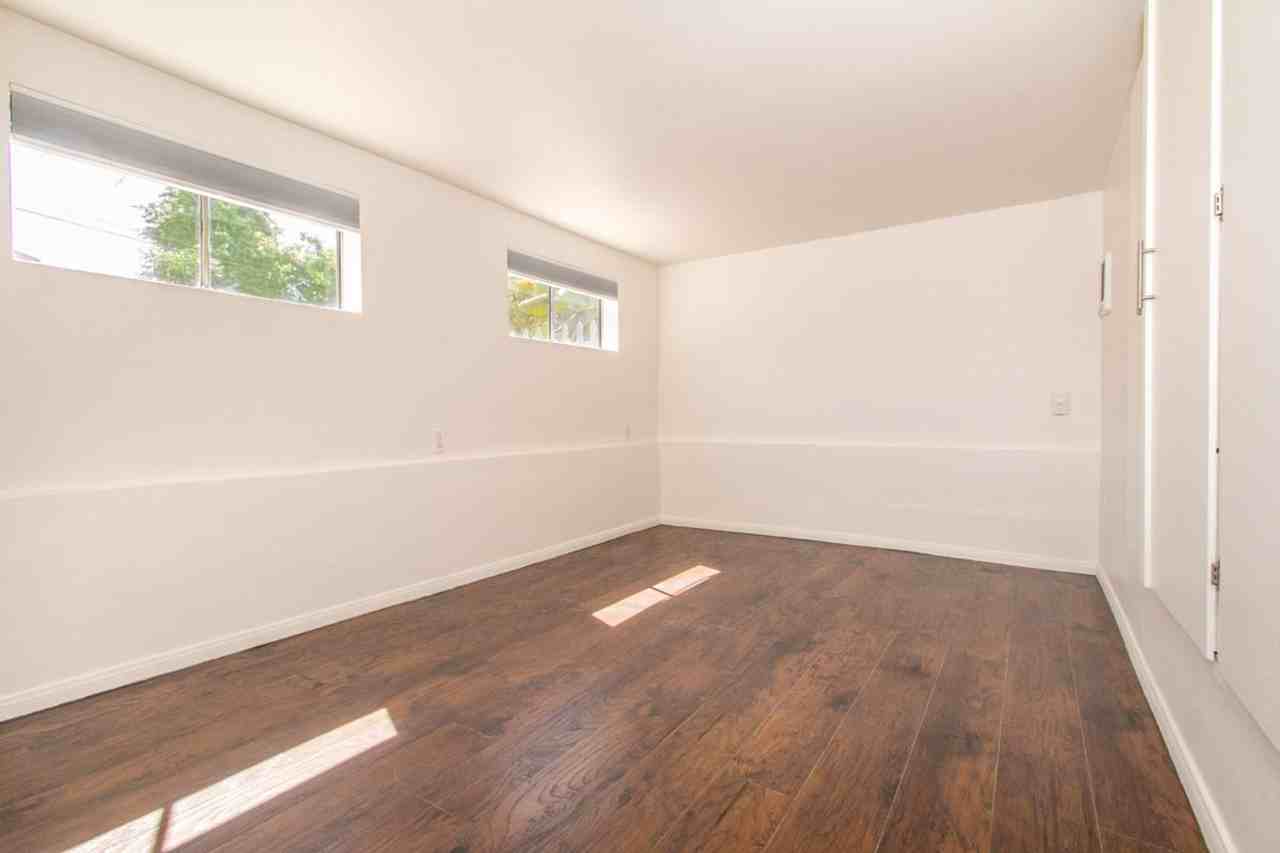 3133 Boundary St - Photo 2 of 9