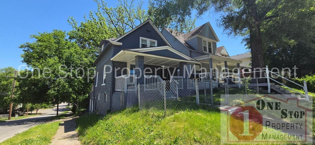 501 Kensington Ave - Photo 2 of 19