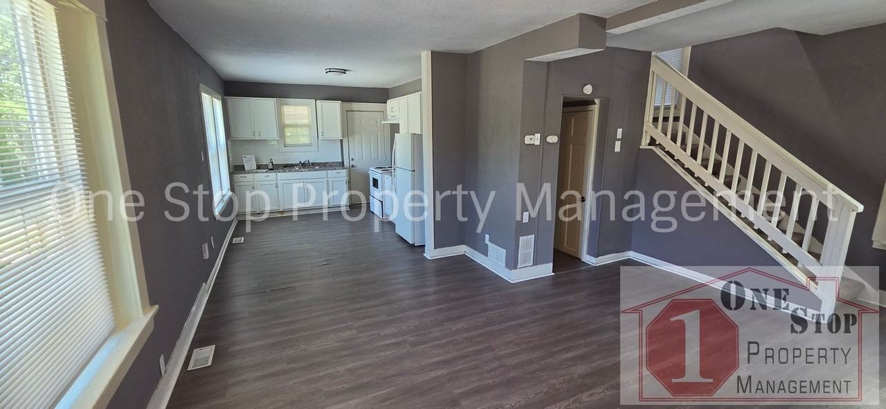 501 Kensington Ave - Photo 6 of 19