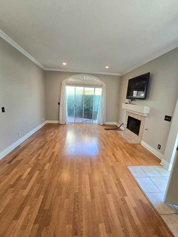 4157 Brookcrest Ct - Photo 4 of 33
