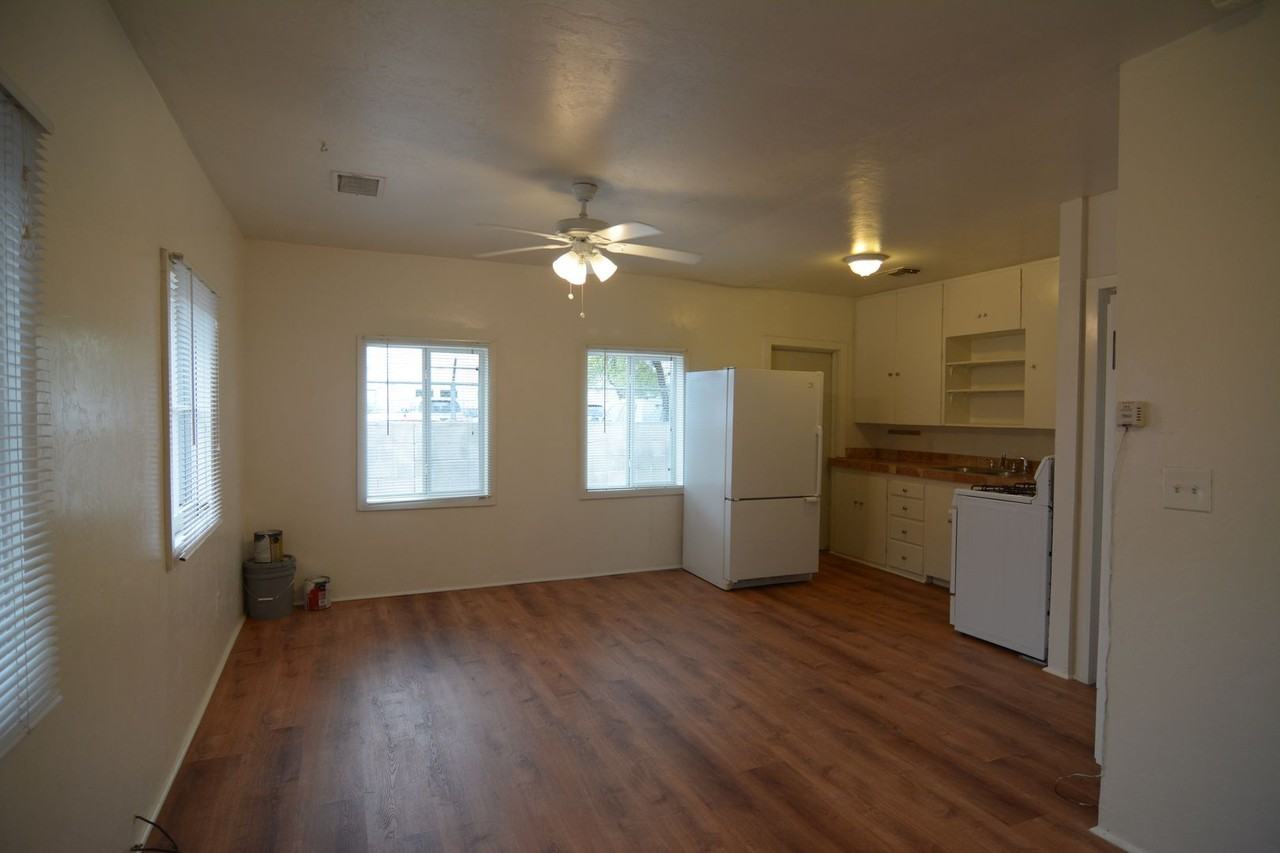 3310 E Bellevue St #2 - Photo 3 of 11