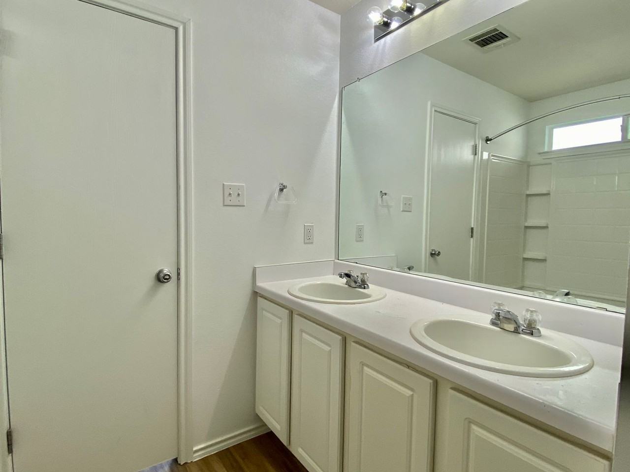 12717 Bella Pkwy - Photo 7 of 13