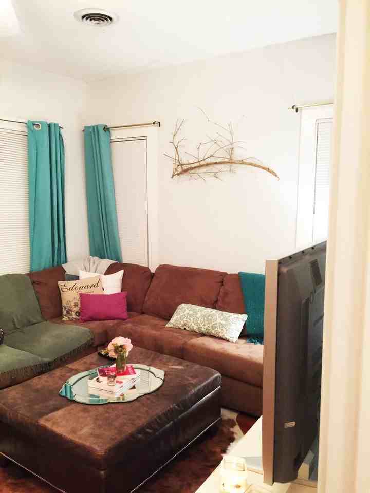 404 W 43rd St #A - Photo 2 of 9