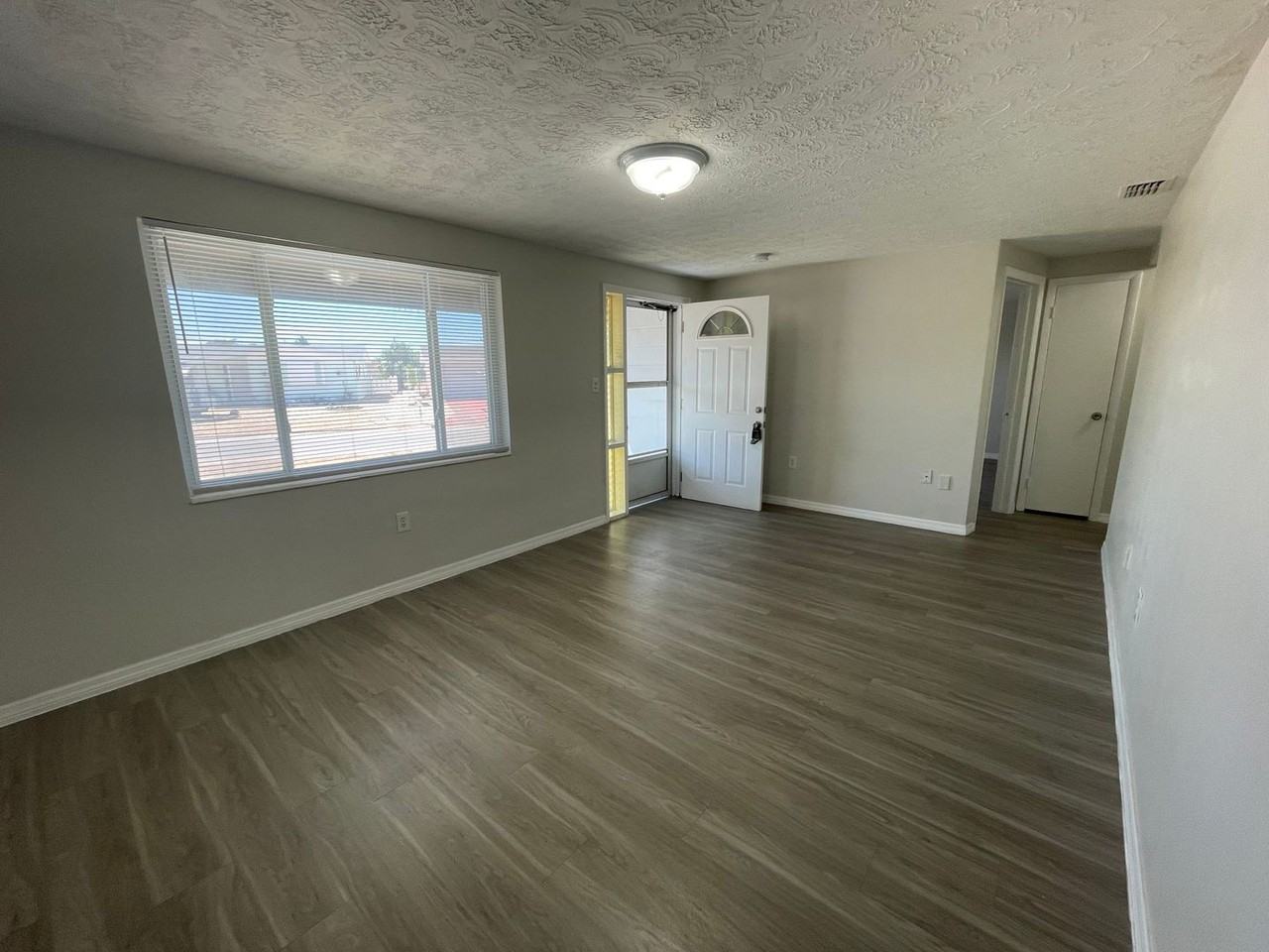 1130 Powersong St - Photo 7 of 15