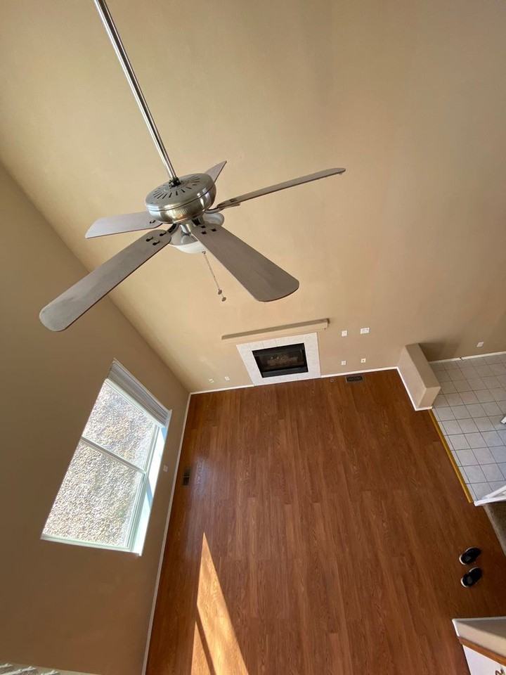 9438 Wolfe Pl - Photo 5 of 14