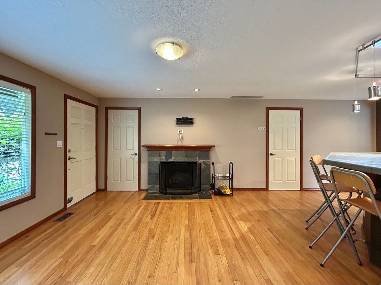 16155 Kimball St - Photo 5 of 50