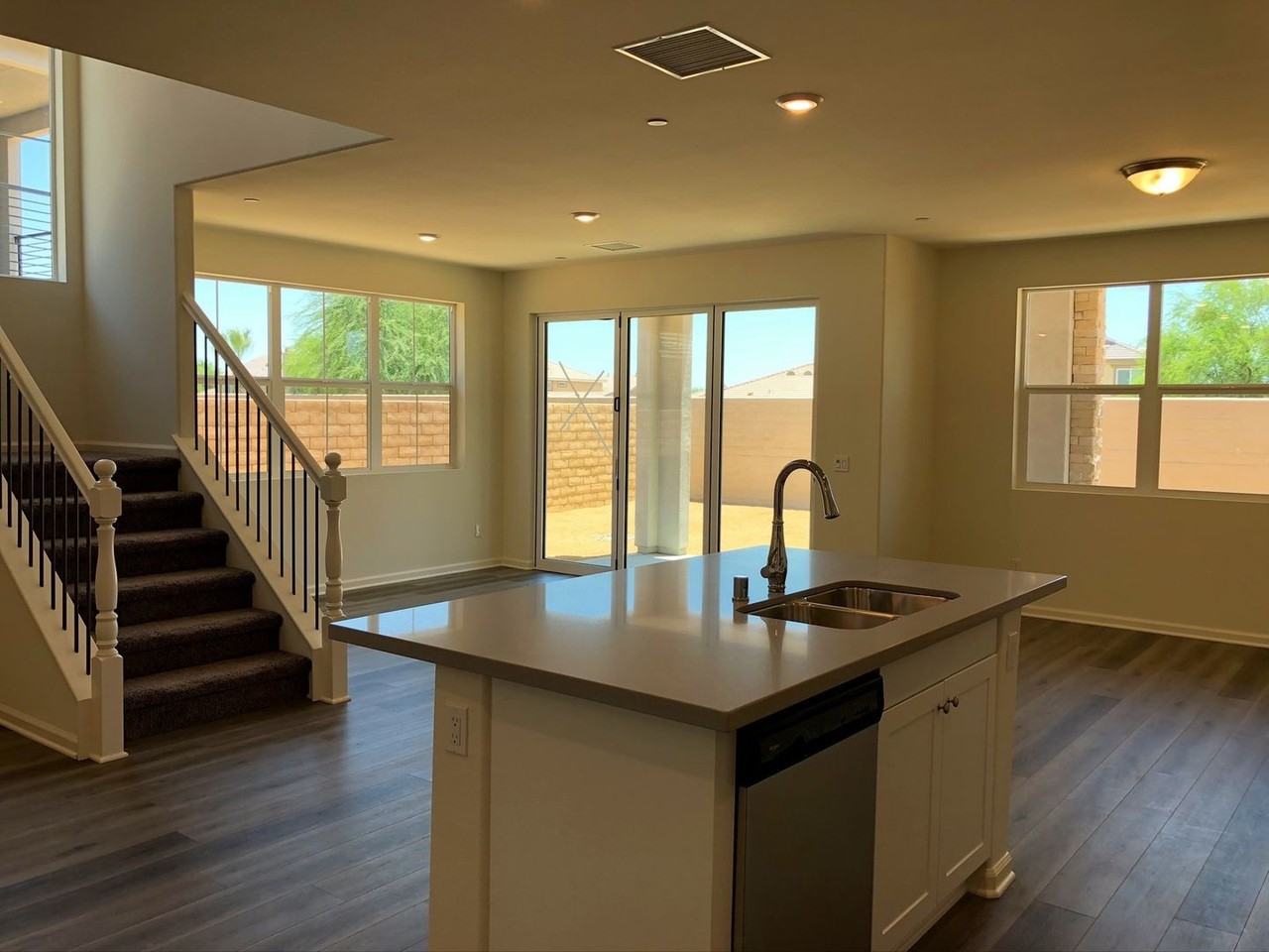 84401 Passagio Lago Way - Photo 7 of 32