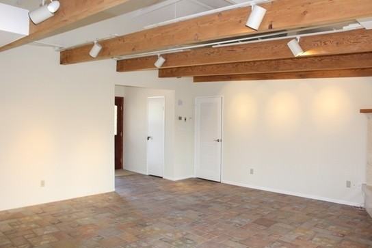 5854 Mott St - Photo 6 of 41
