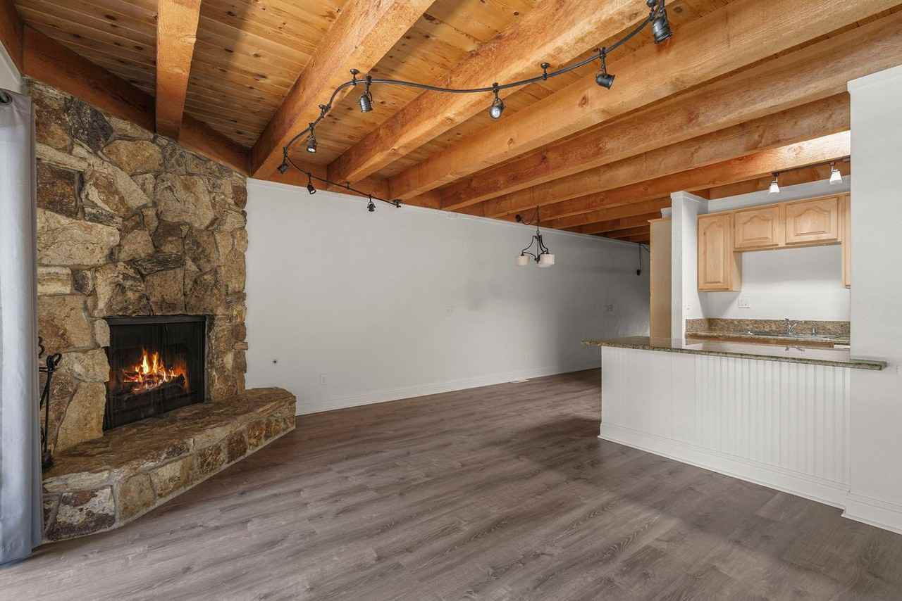 861 Southwood Blvd - Photo 7 of 28