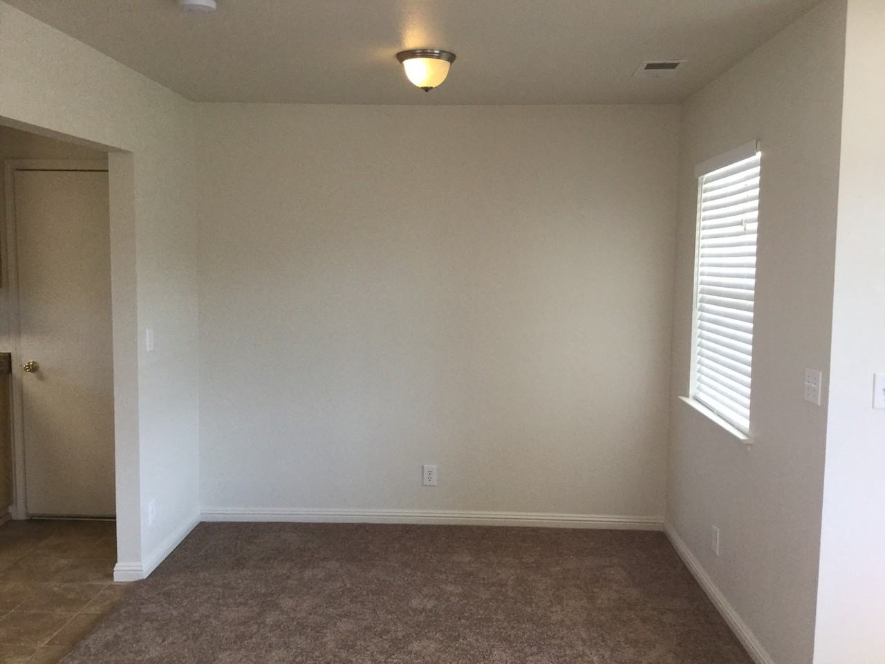 824 Taft St - Photo 5 of 17
