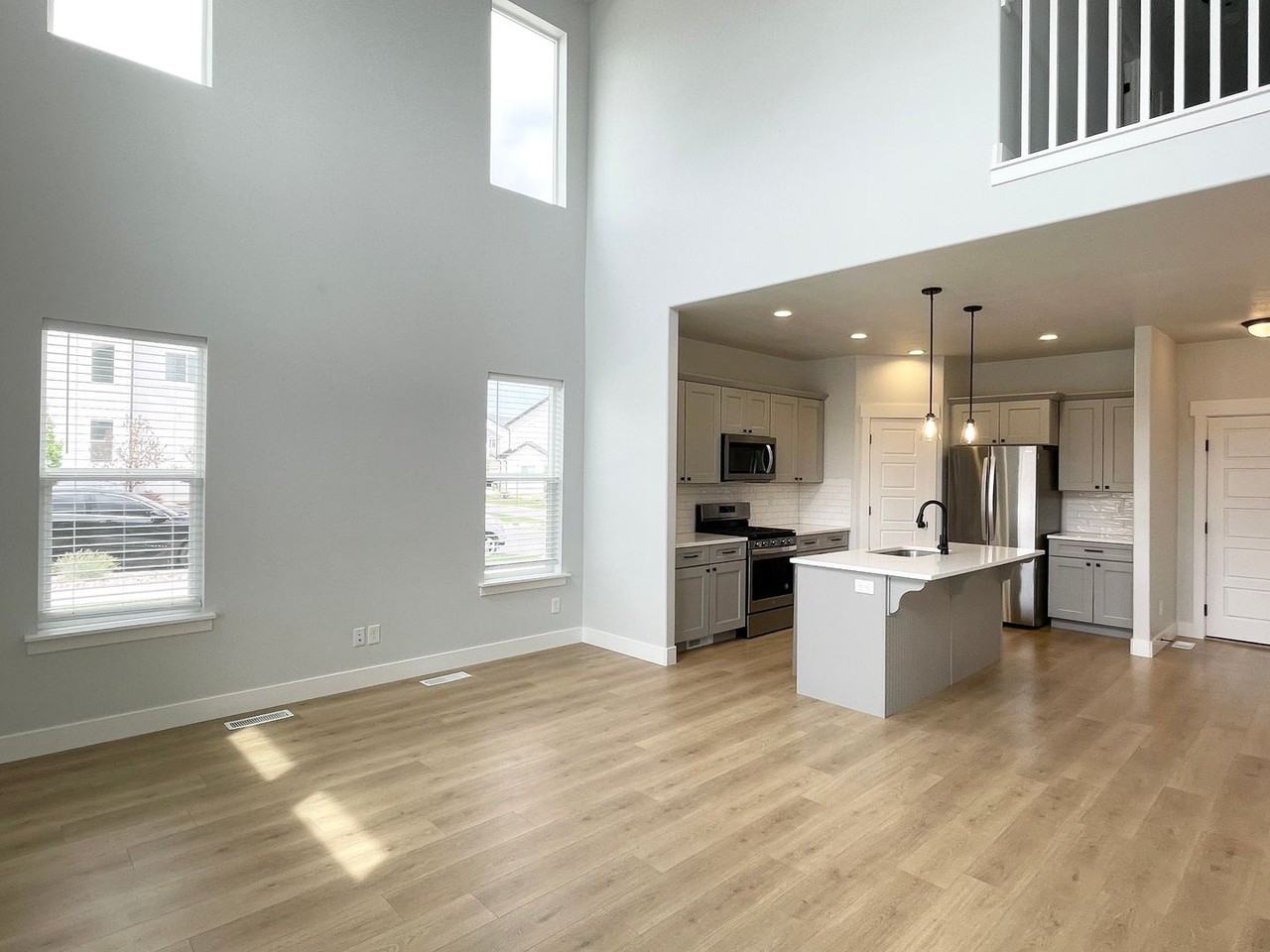 4344 W Rex Peak Way - Photo 3 of 18