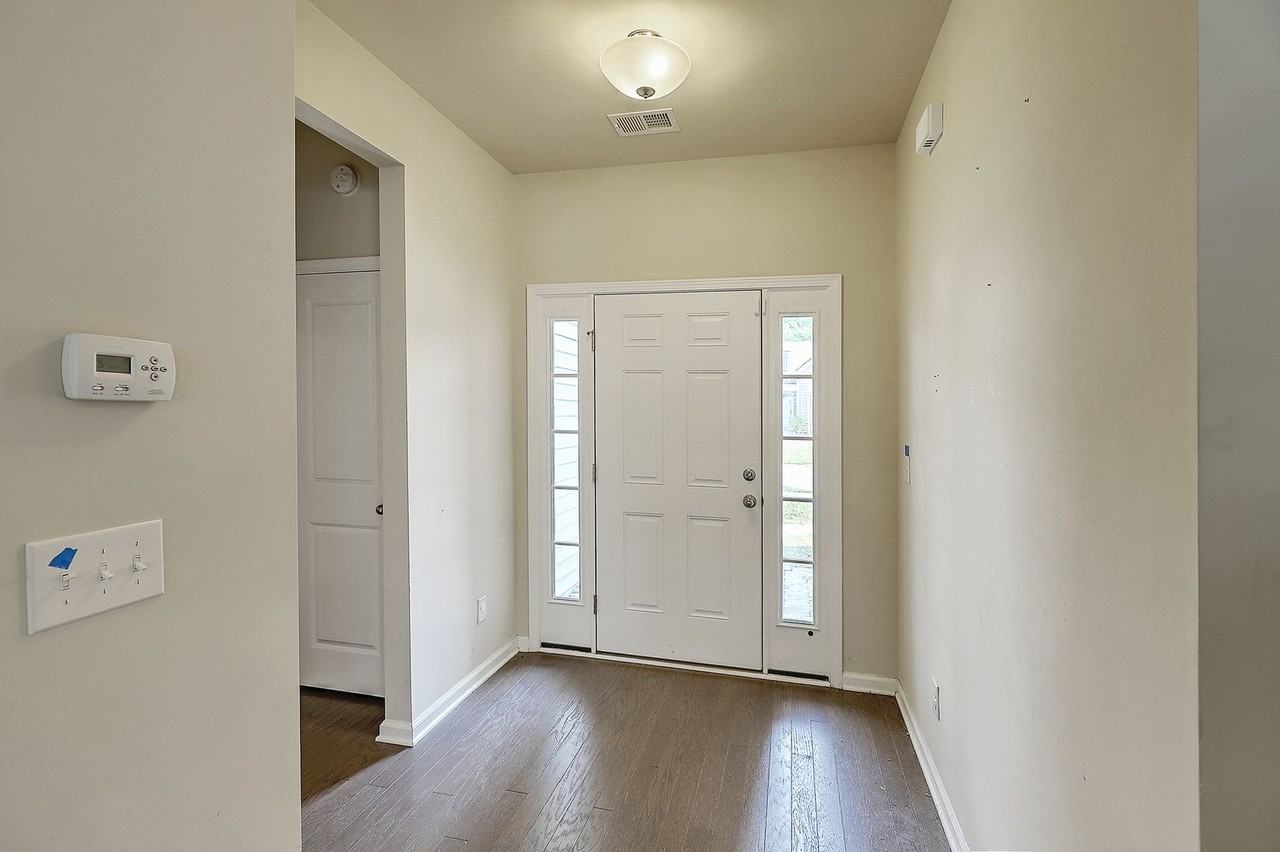 7707 High Maple Cir - Photo 2 of 31