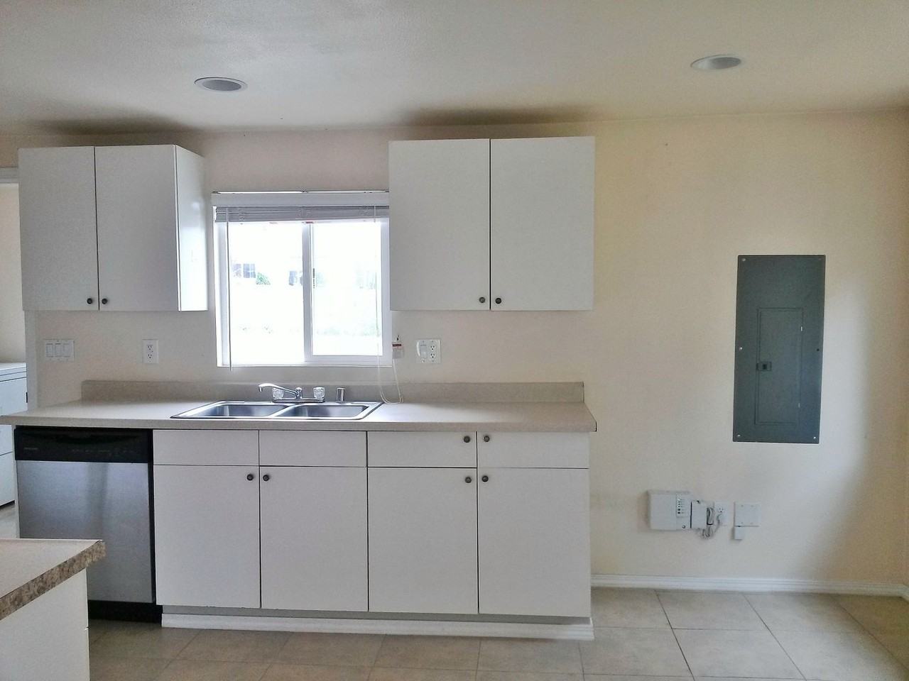 17529 44th Ave W - Photo 6 of 13