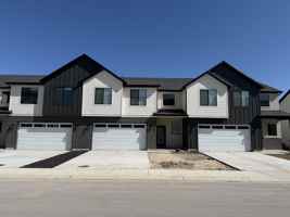 featured image of 564 W 1860 N #1