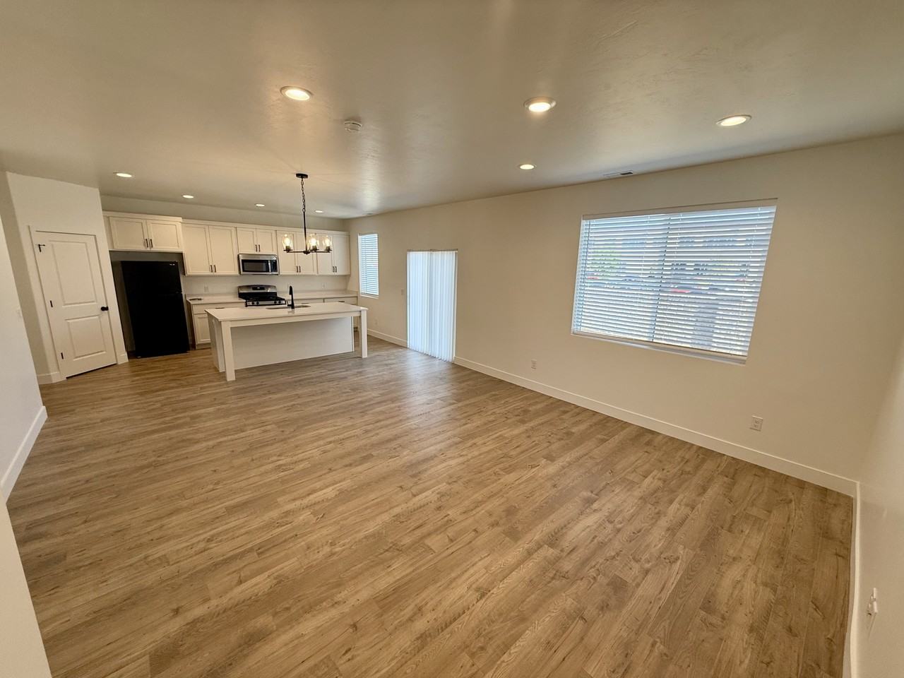 564 W 1860 N #1 - Photo 6 of 50