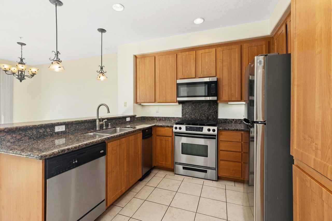 12664 Chapman Ave - Photo 6 of 50