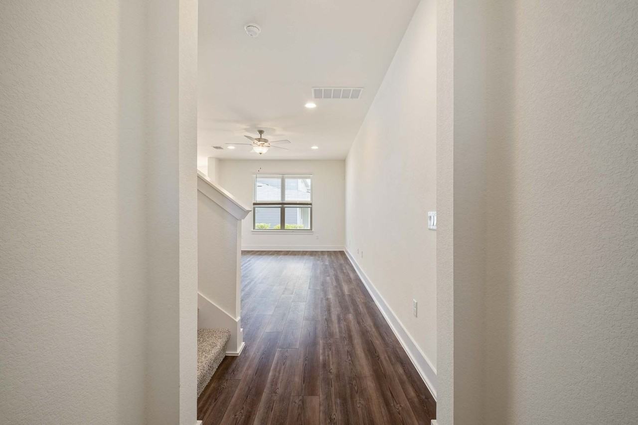 11202 Gadsen Ln #67 - Photo 6 of 26