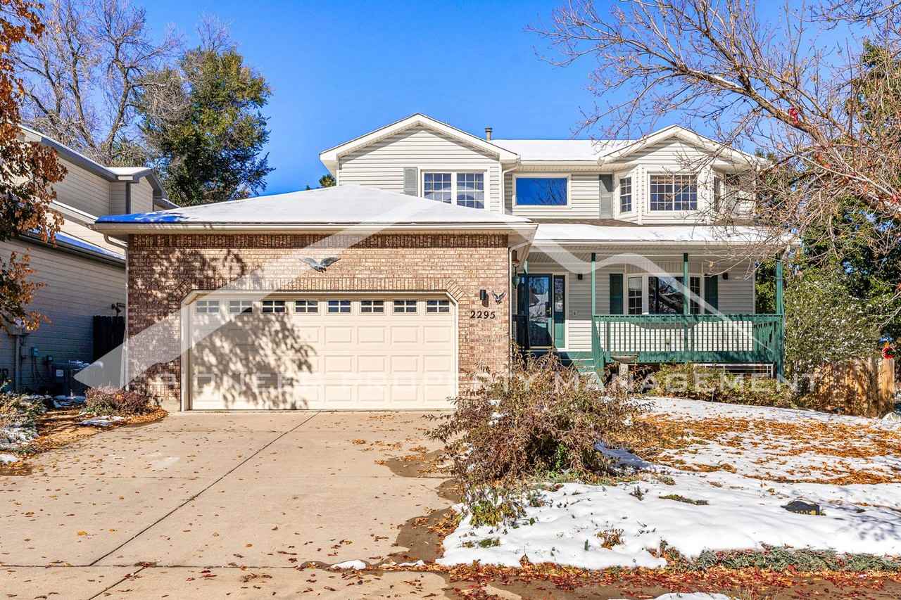 2295 Vineyard Pl - Photo 2 of 31