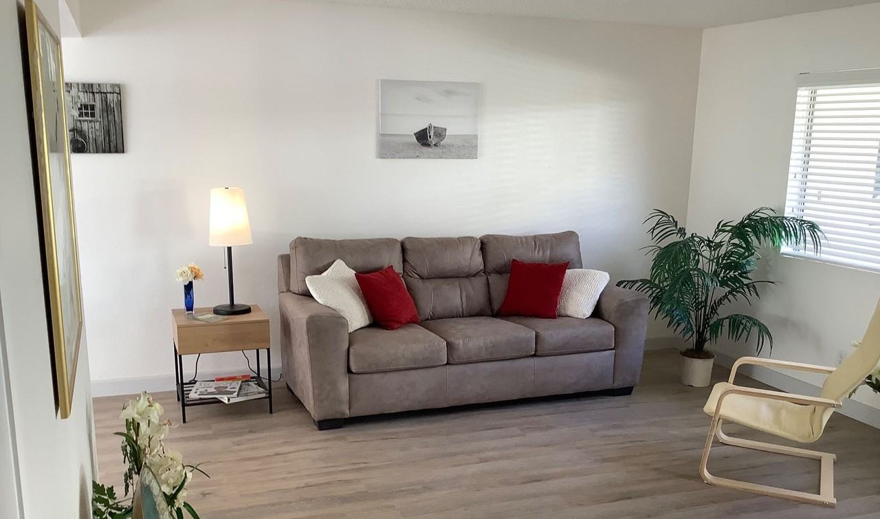 232 W Caldwell Ave #19 - Photo 6 of 7