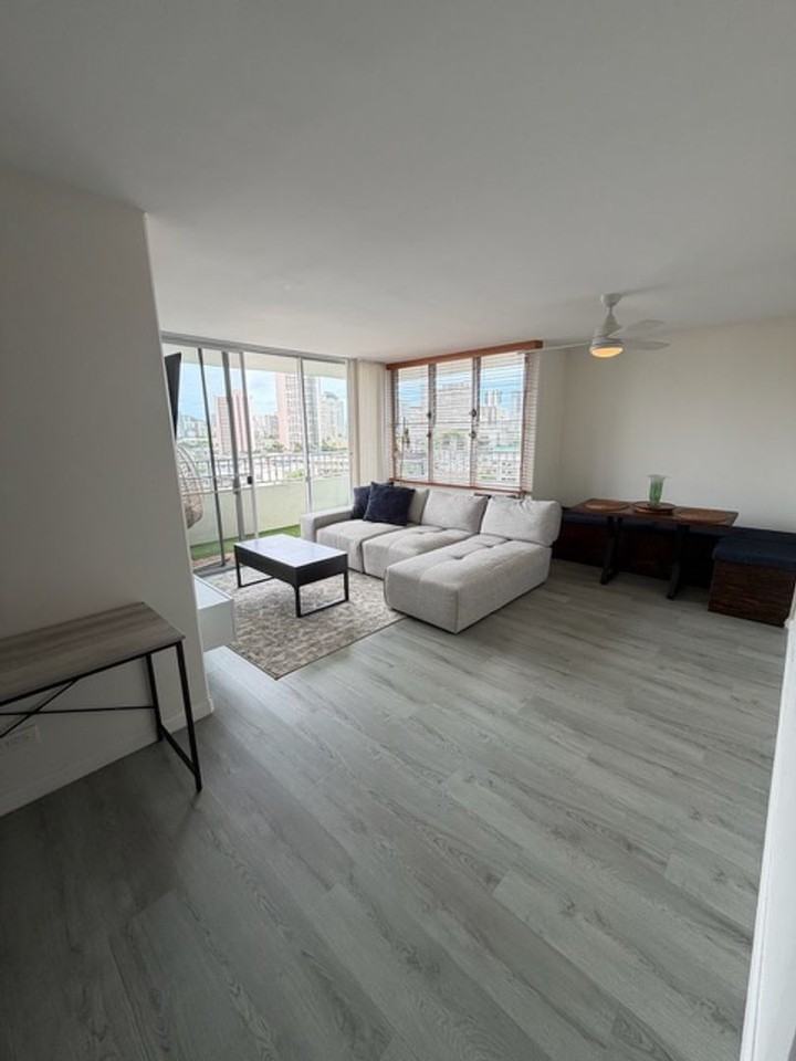 796 Isenberg St #7F - Photo 6 of 28