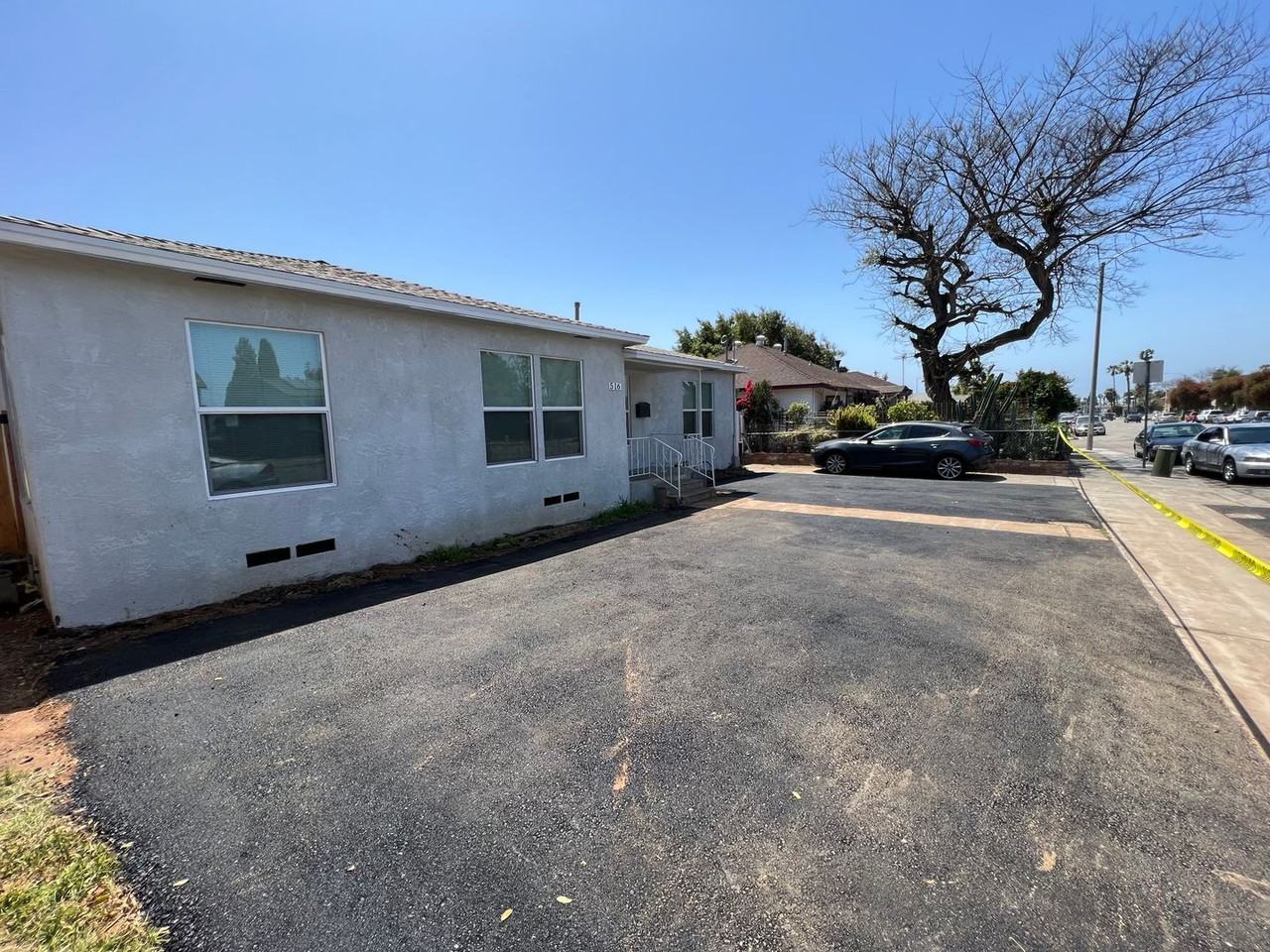 516 E St - Photo 2 of 29
