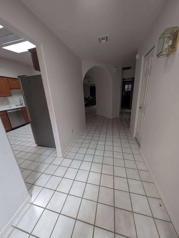 762 W Rushwood Dr - Photo 4 of 14
