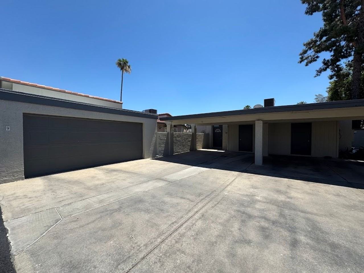 2506 W Caribbean Ln #10 - Photo 2 of 18