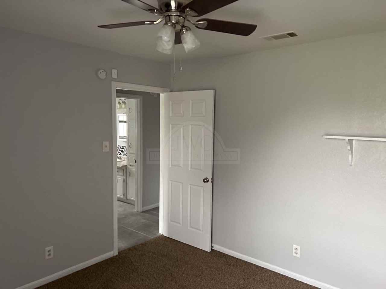1704 Big Bend Dr - Photo 3 of 21