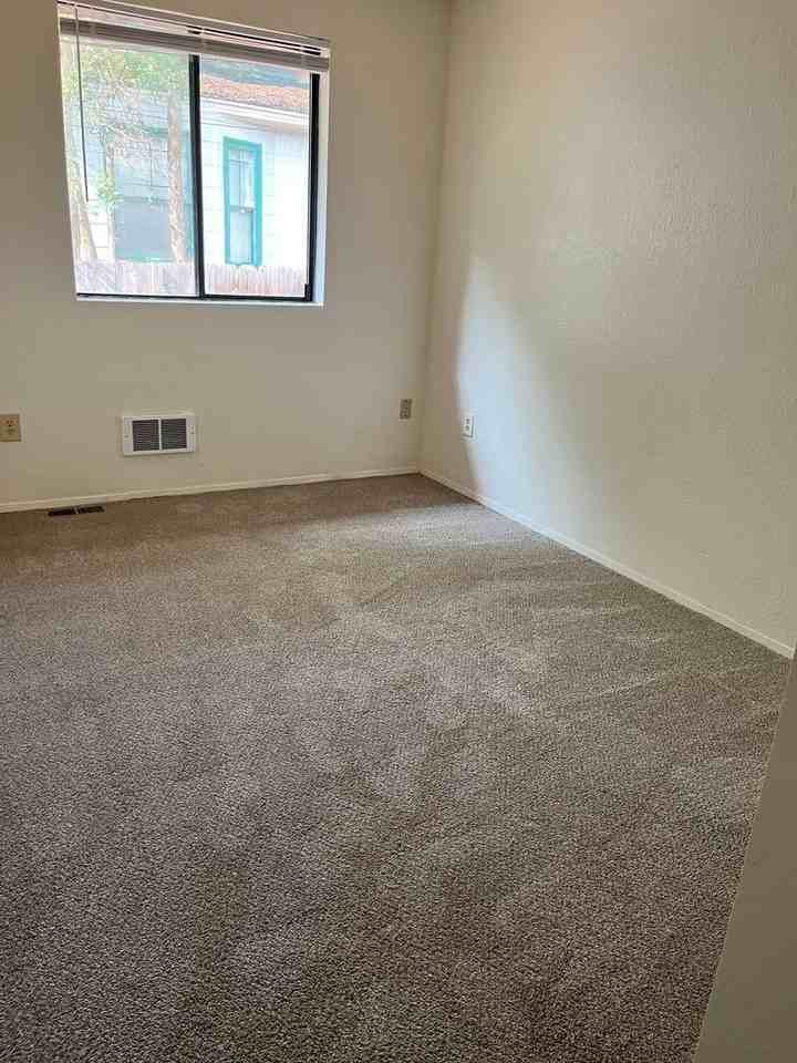 730 E Baldwin Ave - Photo 4 of 10