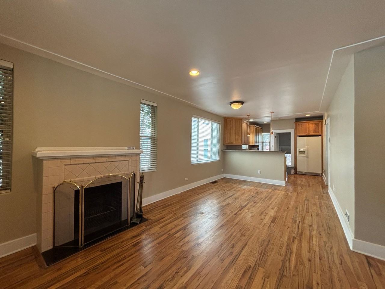 1144 N Monroe St - Photo 5 of 12