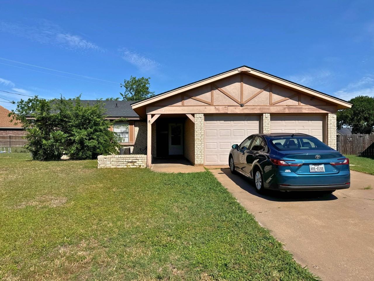 2316 Perrin Dr