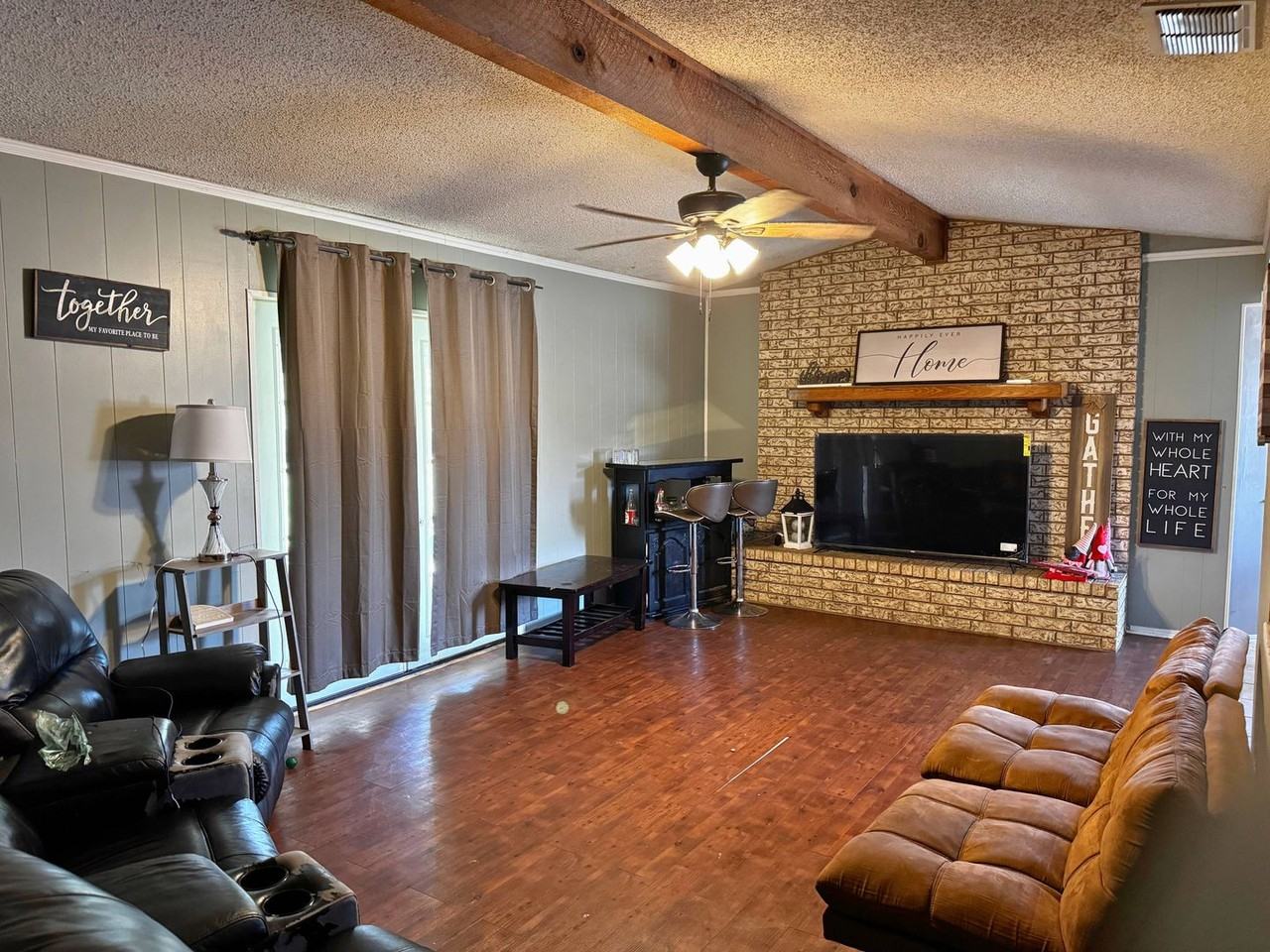 2316 Perrin Dr - Photo 4 of 26