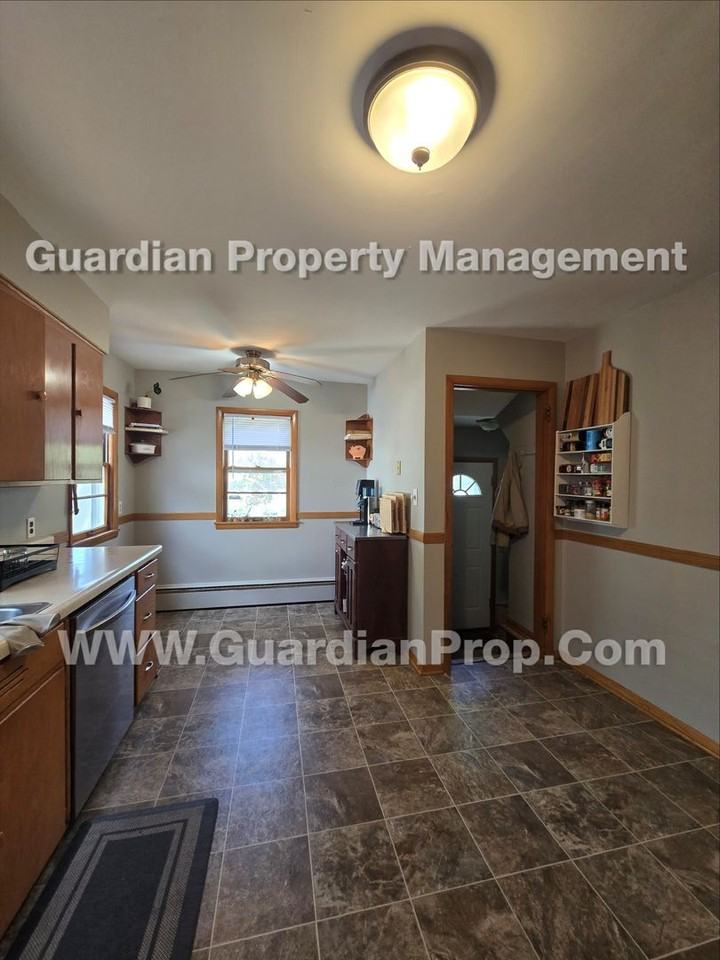 8707 Blaisdell Ave S - Photo 6 of 19