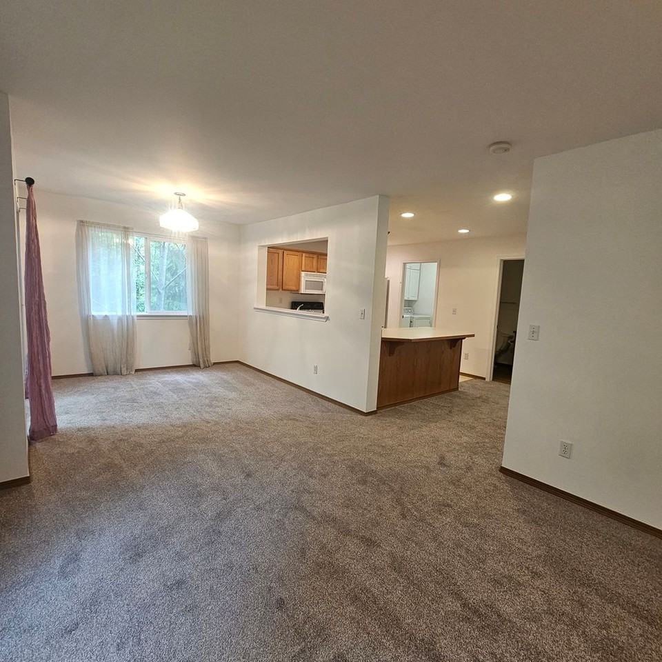 968 Nw Poppy Ct - Photo 3 of 21