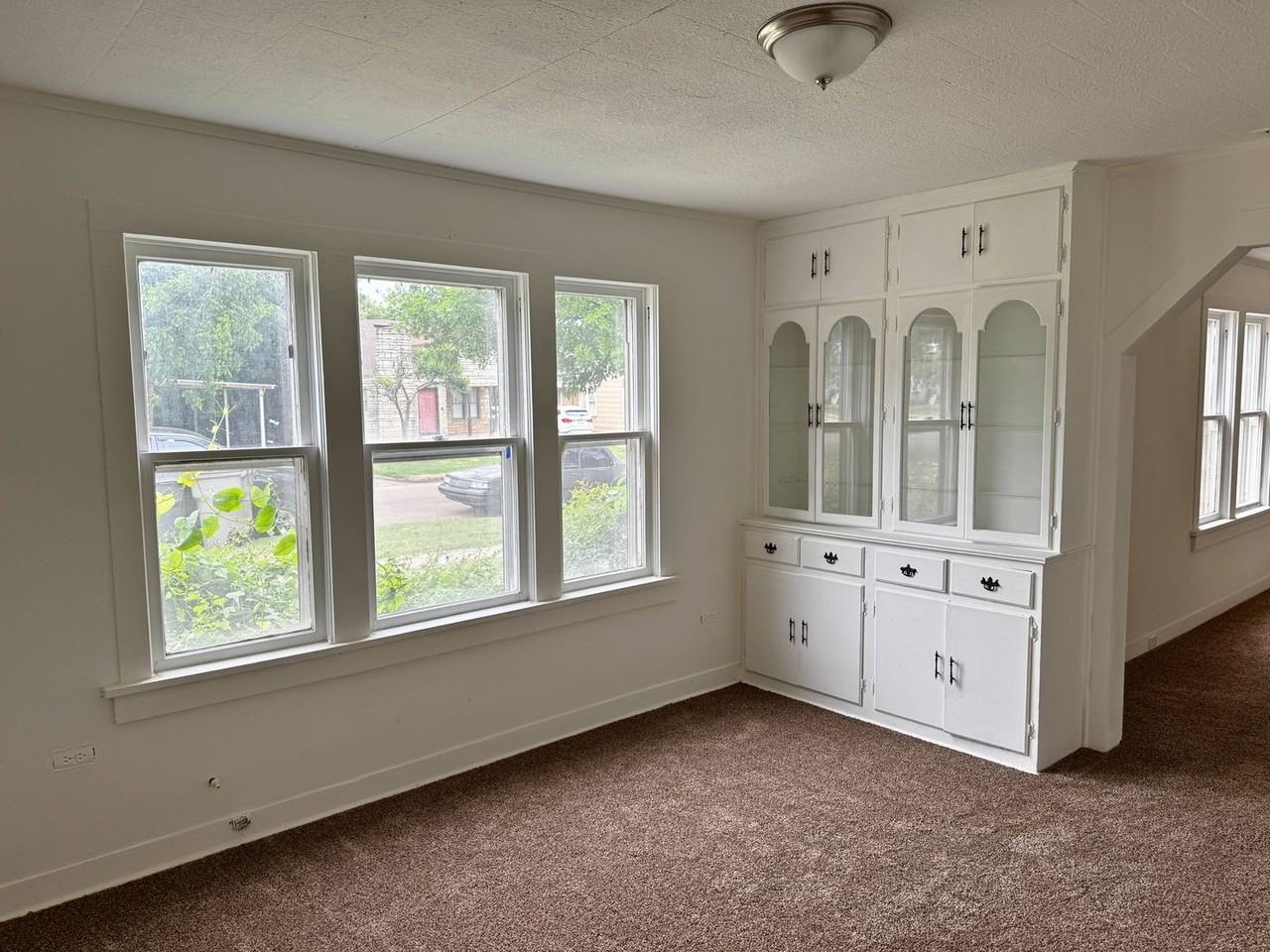 2209 Talunar Ln - Photo 6 of 28